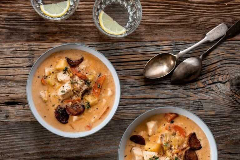 Rezeptbild wärmendes Buntbarsch Chowder mit Chorizo